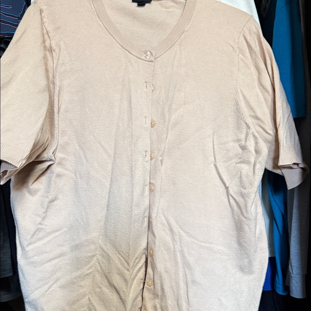 Torrid beige short sleeved cardigan